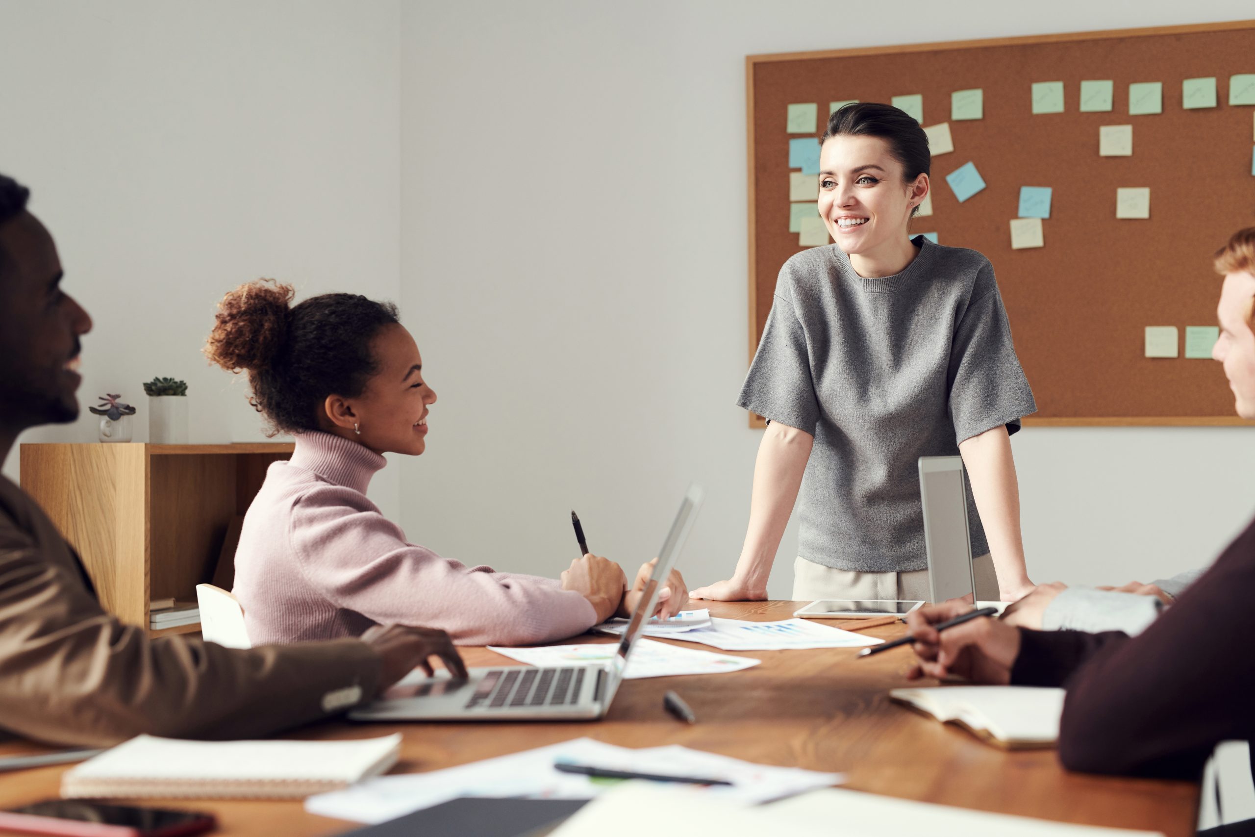 Formation commercial, vente, marketing, INITIATION MANAGEMENT organisme de formation Pyramidia